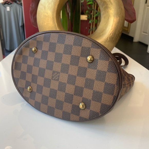 Louis Vuitton Ebene Bucket Marais Handbag - Picture 4 of 6